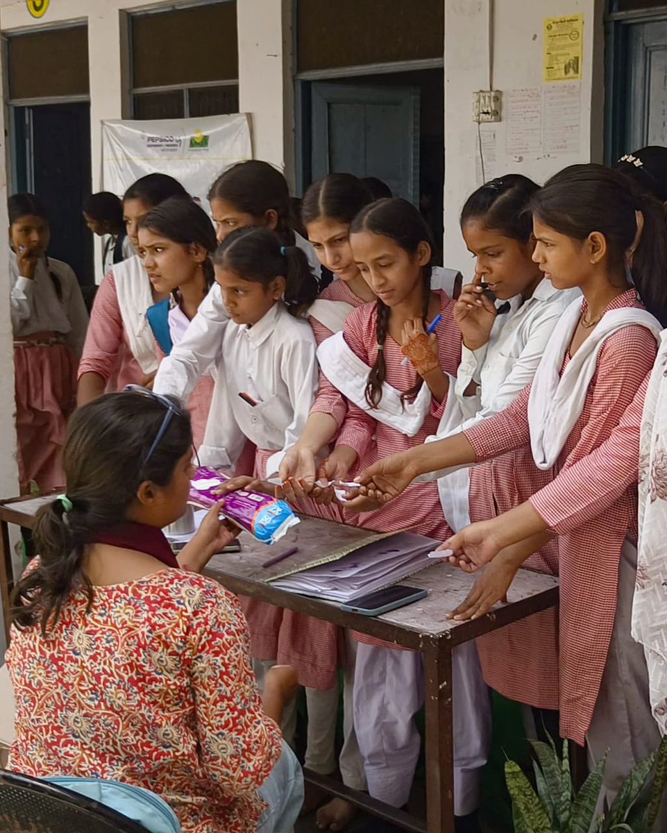 Smile Foundation tweet media