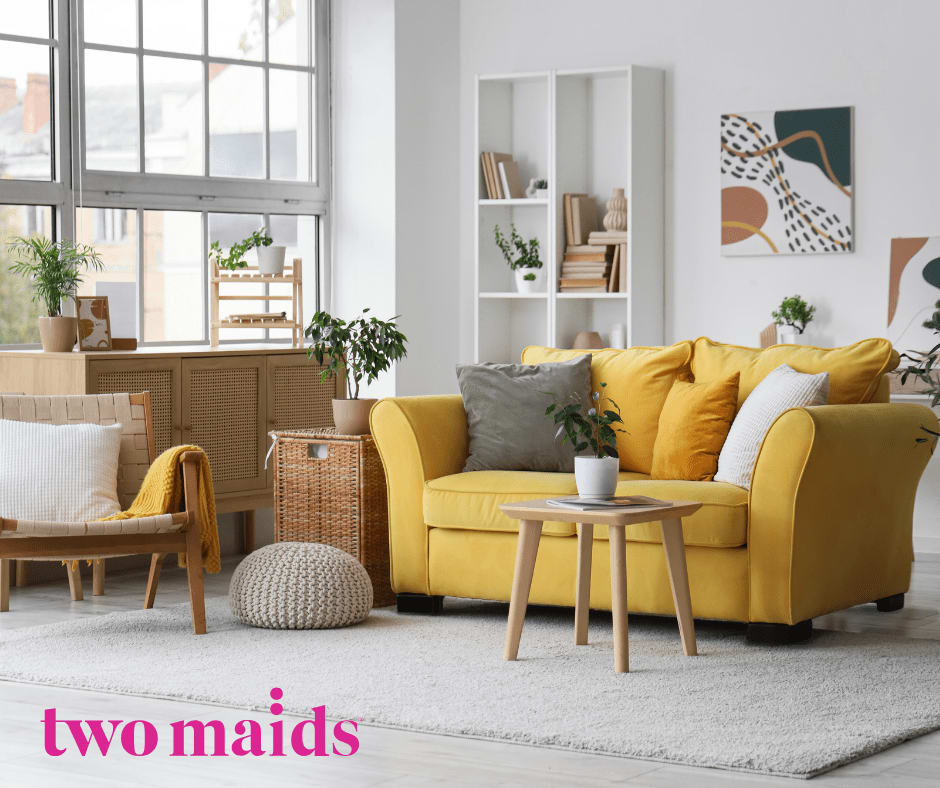 Two Maids tweet media