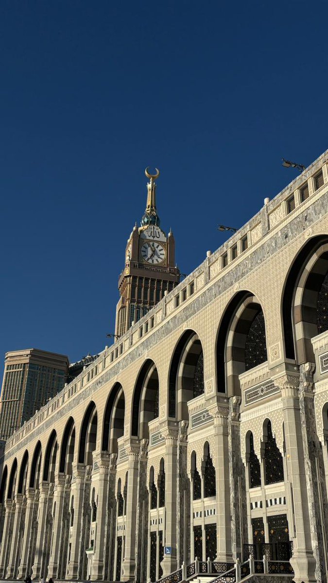 kciiog's tweet photo. اللهم لا تجعله آخر العهد ببيتك ، اللهم ارزقنا زيارة بيتك الحرام أعواما عديدة وأزمنة مديدة 🤍 https://t.co/I27xuepF4Z