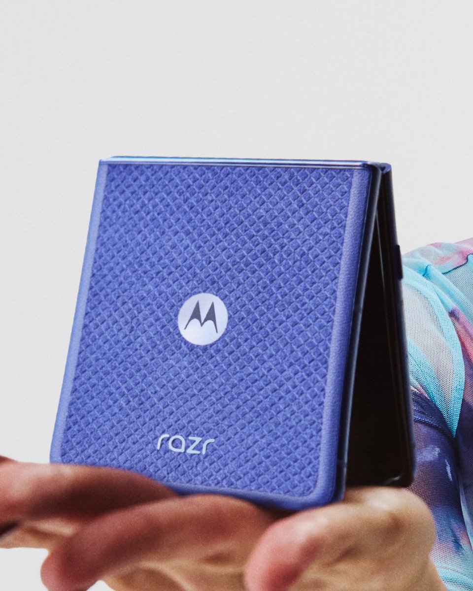 motorola tweet media