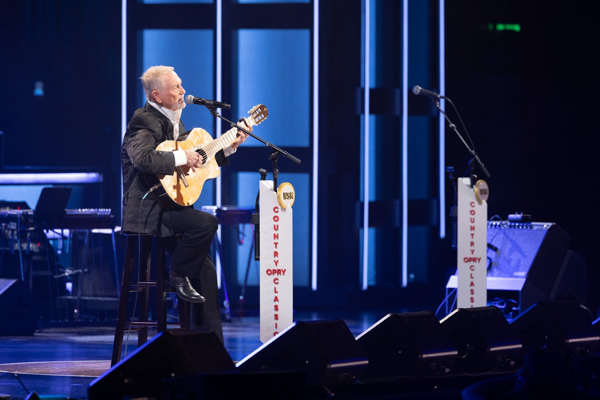 Grand Ole Opry tweet media