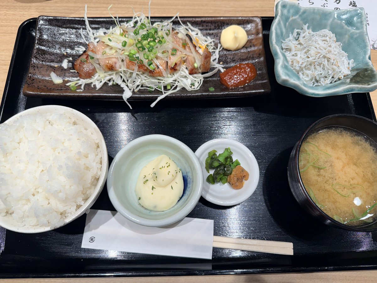 フクダーダ tweet media