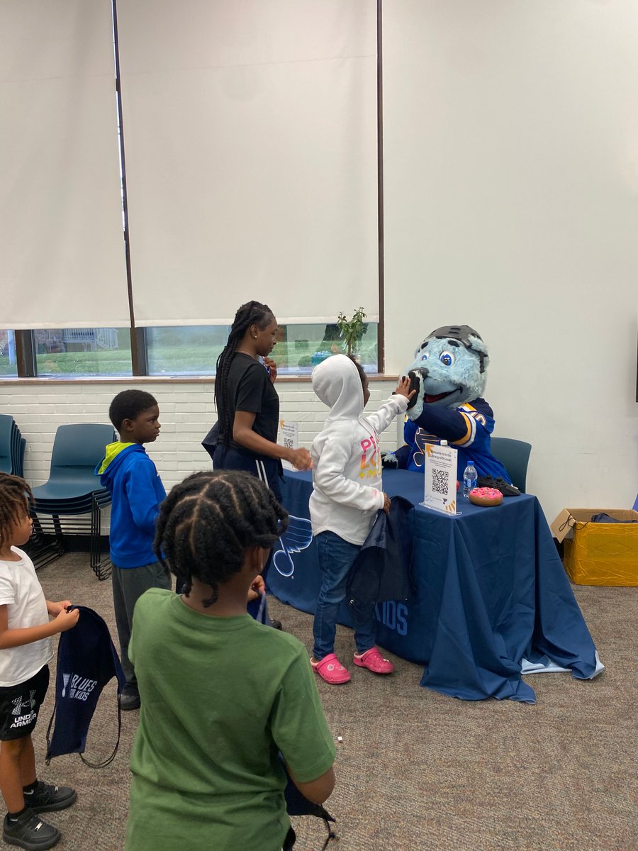 St. Louis Public Library tweet media