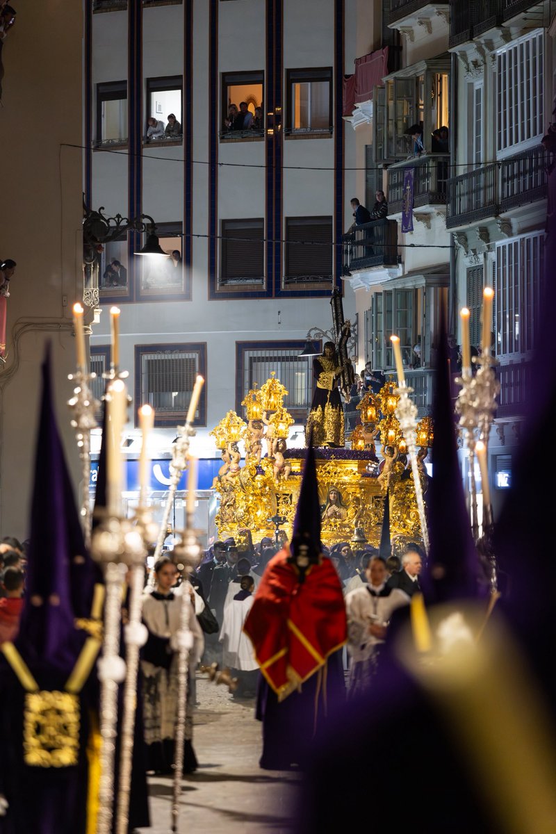 pasoyesperanza's tweet photo. Hace un mes, vivíamos un espléndido #JSEsperanza.
📸 @LMFotosCofrades 

#CofradíasMLG https://t.co/b9SlMg23dC
