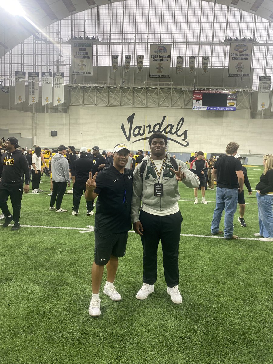 Davaughn Robinson tweet media