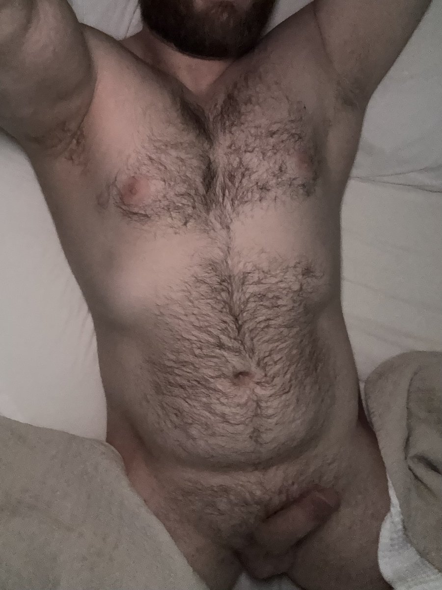 azwoof's tweet photo. Can’t sleep in 5:30am 😭 https://t.co/or9xcwdxVT