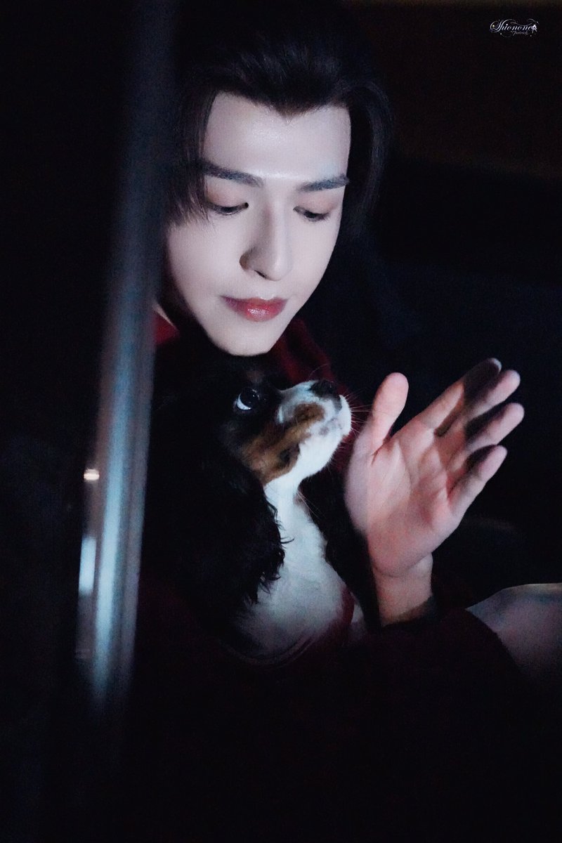 章老板有称职的夜班搭子🐕‍🦺
<a href="/patrick_pppat/">Patrick</a> #แพทริค 
#DancingWithTheTide
#ZhangYuehui #何不同舟渡
