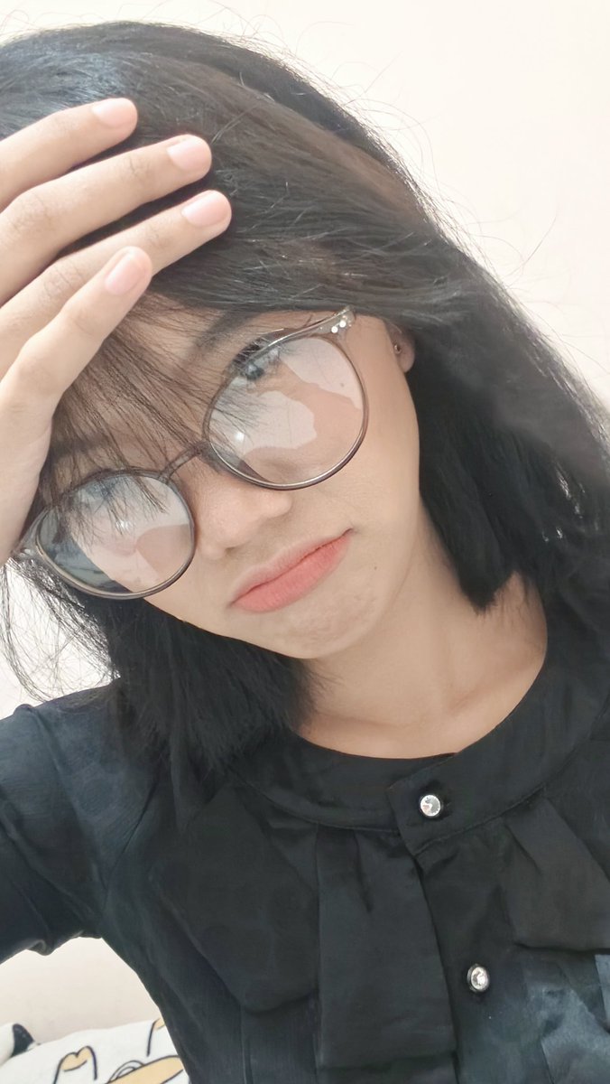 ୧ ‧seey₊˚ tweet media