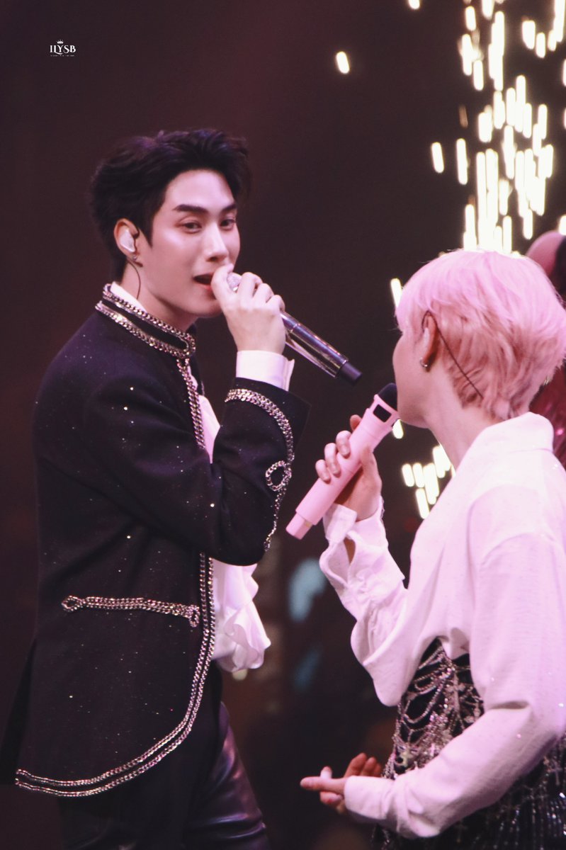 I love it when you call me señorita🫠

TLEFIRSTONE DMDLAND3 D1
#DMDLAND3DAY1

‧꒰ #TleFirstone #เติ้ลเฟิร์สวัน ꒱
✴︎ #TLE_mtm #Firstone  ✴︎