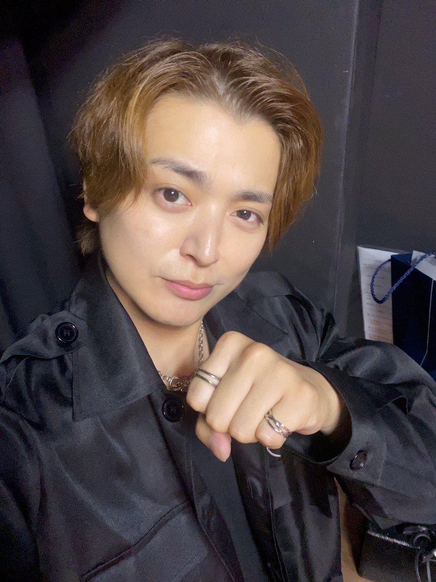 hanaren0908's tweet photo. #アクテッジ
1部、2部、3部とご来場頂きありがとうございました🙇‍♂️！
ほんっとに！緊張しました！！笑
そしてこんなにも濃密な時間を過ごすことができて、幸せでした。
とにかく頭フル回転でした。笑
全ての企画が最高でしたね😎

爆裂小学校十一年生、レン！
ありがとうございました😎🍖
ズッ友だよ☺️ https://t.co/JFgvxuxKU0