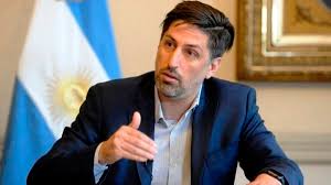 Marina71087's tweet image. "Hay una caída del 47% de lo que invierte el Estado Nacional en el sistema universitario desde que asumió Javier Milei"

@trottanico con @DrJorgeRizzo por #AM590 @Continental590

#RiZZo590
#Radio
#RadioContinental
#AIRE
#GenteDeDerecho