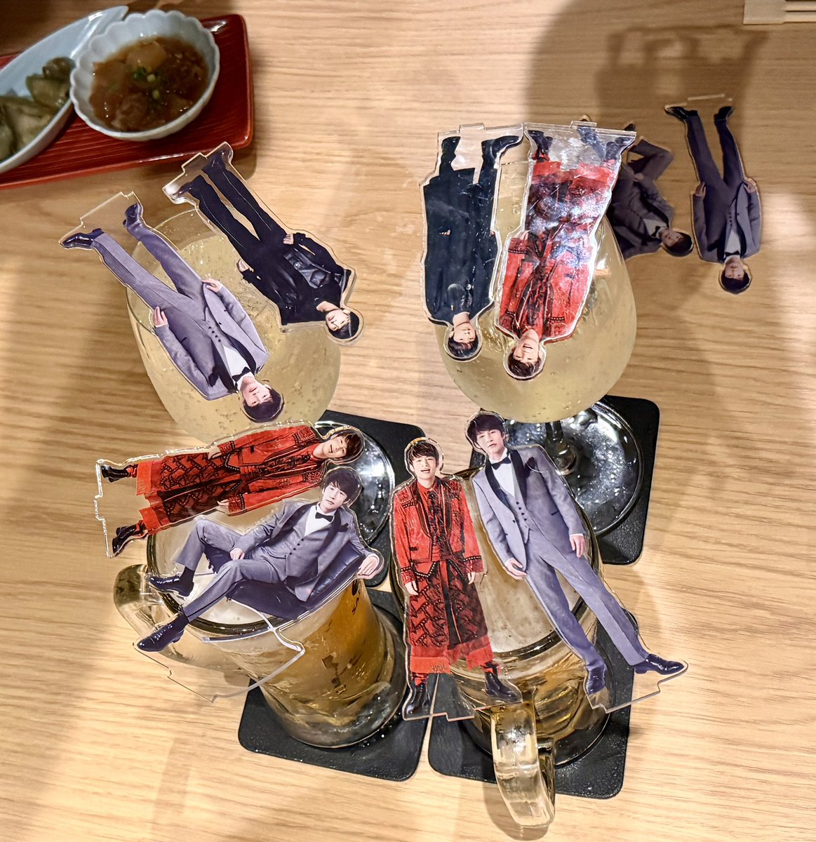 かに tweet media