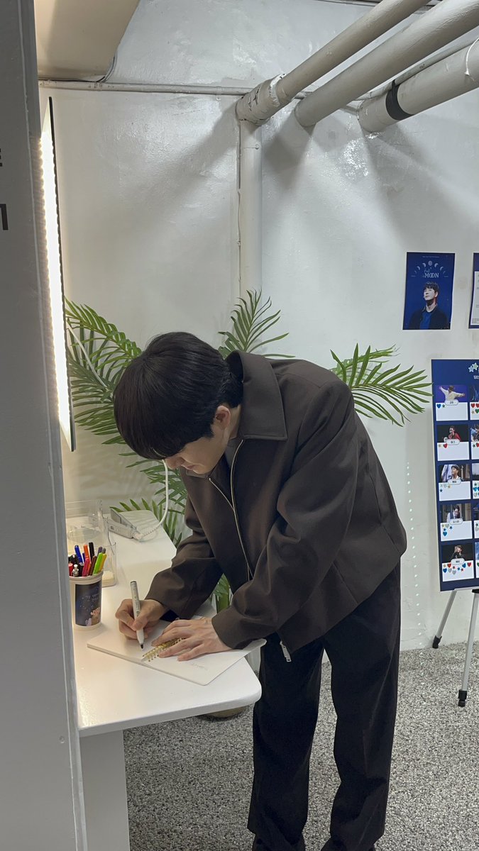 하티 tweet media
