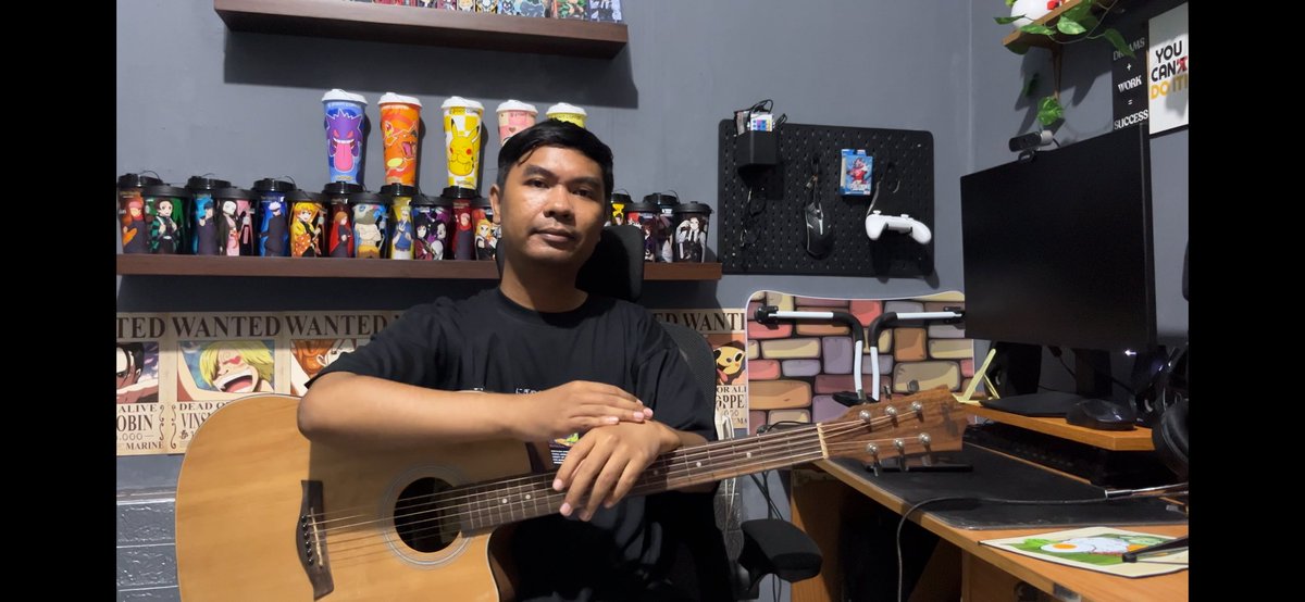 Firee_Maan's tweet photo. Malem mingguan 🎸 https://t.co/4XkNygvlwX