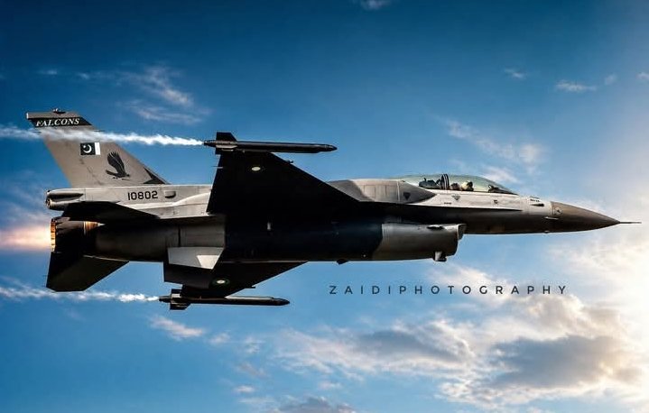 Aroosham27's tweet image. #Pakistan's F-16 fighter jets to remain operational till 2040 under New $488Mn #US Contract 🦅 🇵🇰