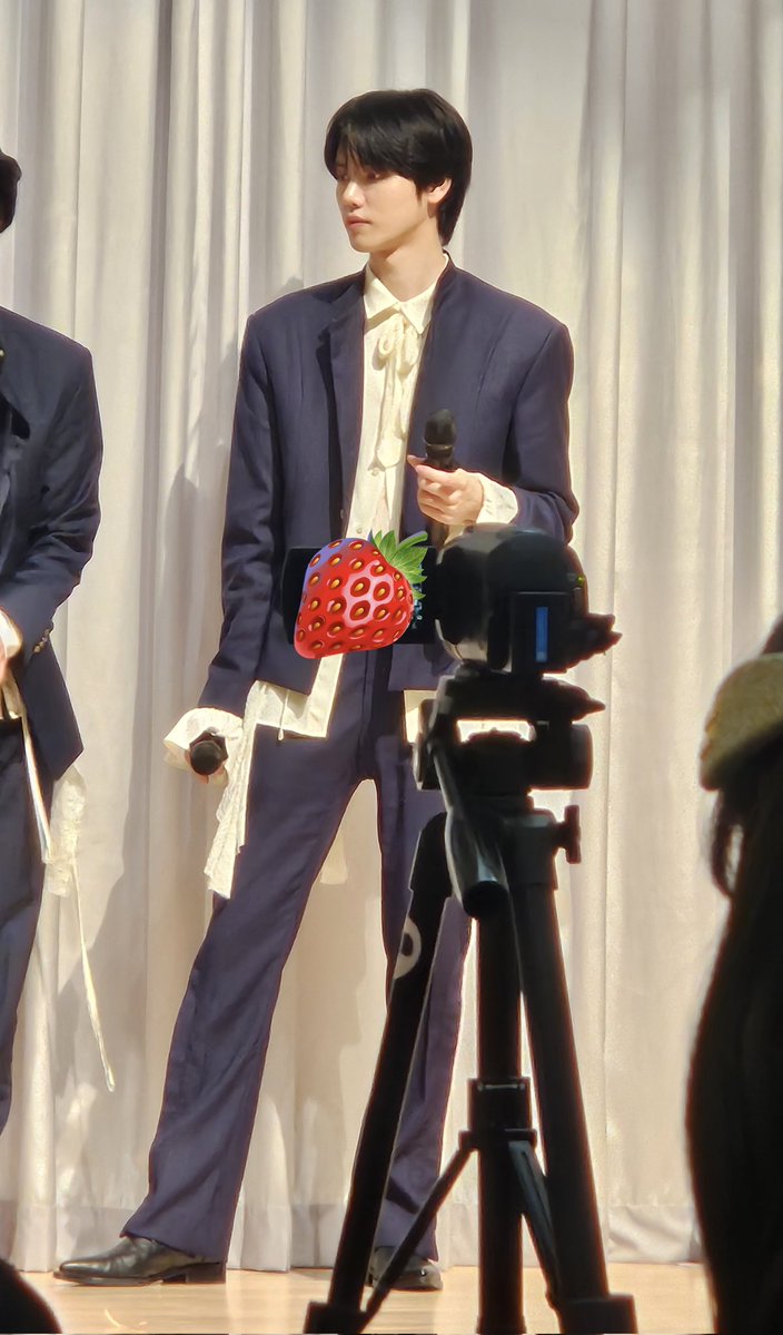 딸깅 tweet media