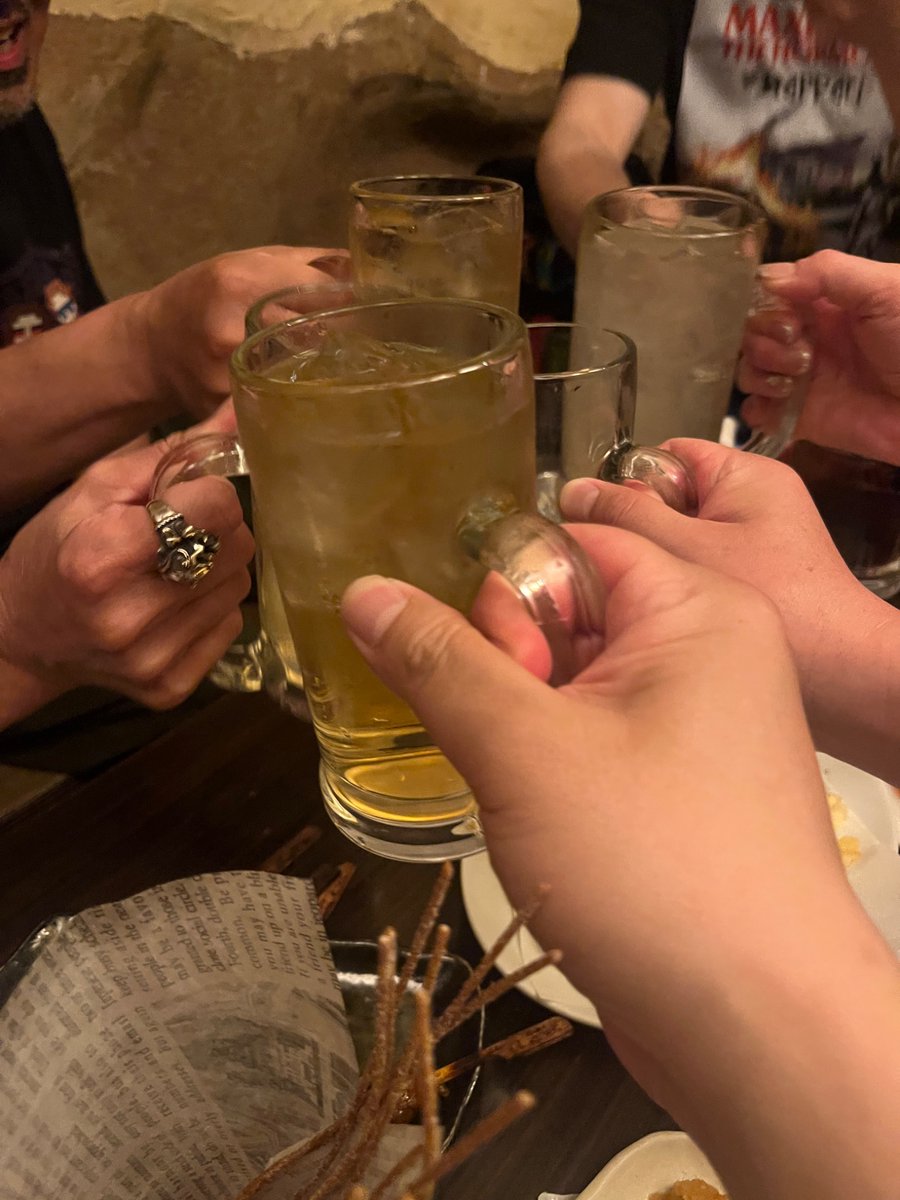 こりゃやべーぞ。めっちゃいいやつだぞ。さぁ。君も今すぐDJに。 はじめます🤤🍻