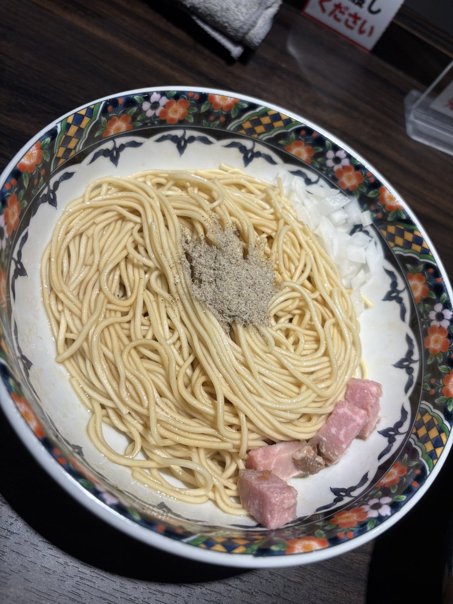 ぴいやま tweet media