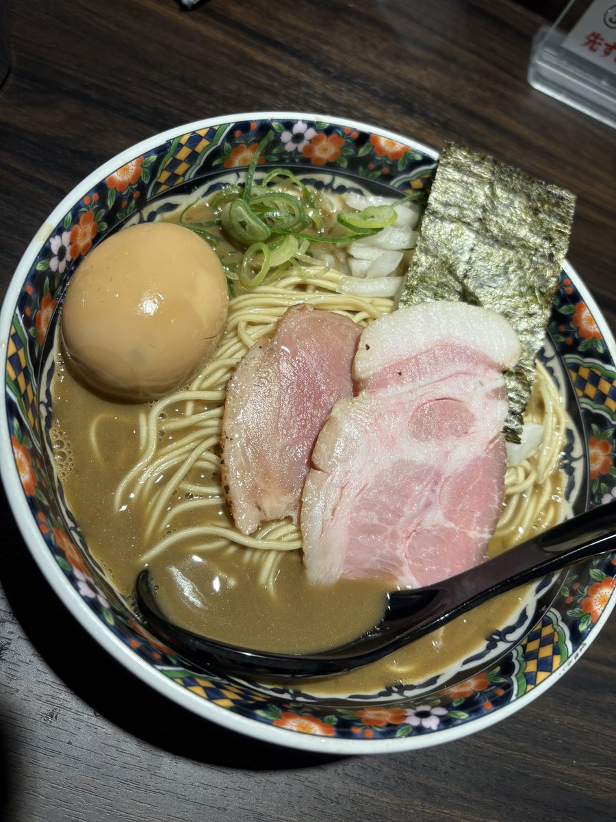 ぴいやま tweet media