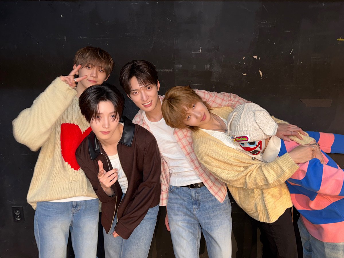 hrtz.wav (하츠웨이브) tweet media