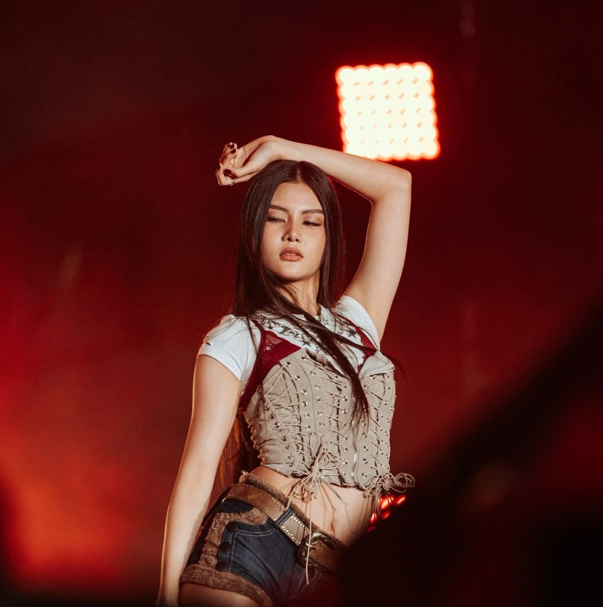 GURL?????????????????????? 

XONARA ROCKS AURORA
#XonaraRocksAurora
<a href="/officialxonara/">XONARA</a> #XONARA