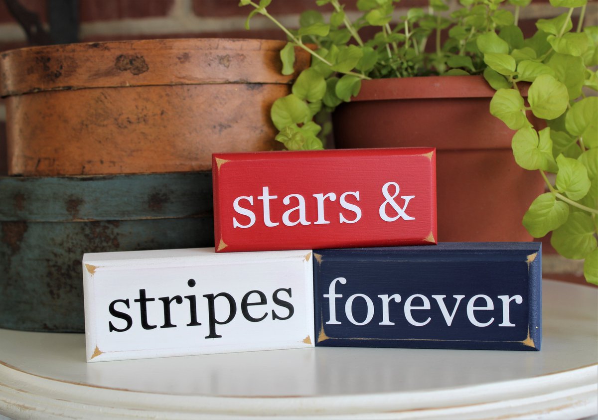 CountryWorkshp's tweet image. Stars and Stripes Forever Mini Shelf Sitter Blocks, #4thofJuly Wood Sign #Patriotic Stacking Blocks Tiered Tray Decor #Americana #smilett23 etsy.me/4tQ2tyS via @Etsy