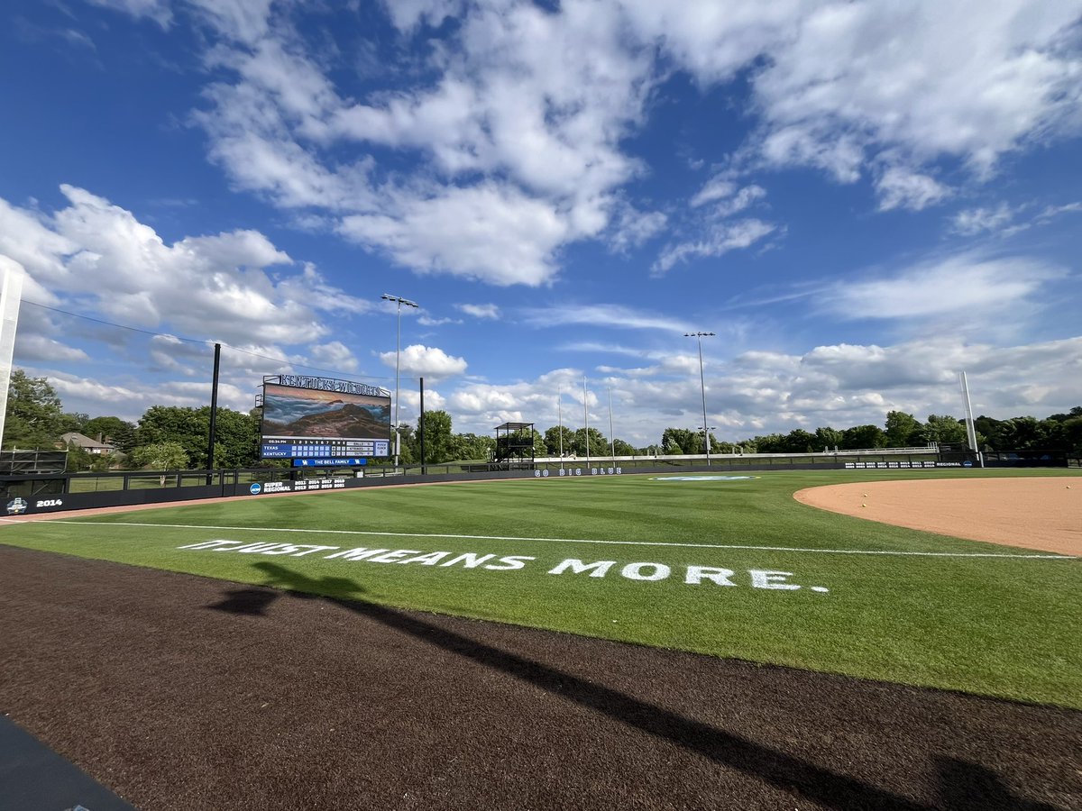 UK Sports Turf tweet media