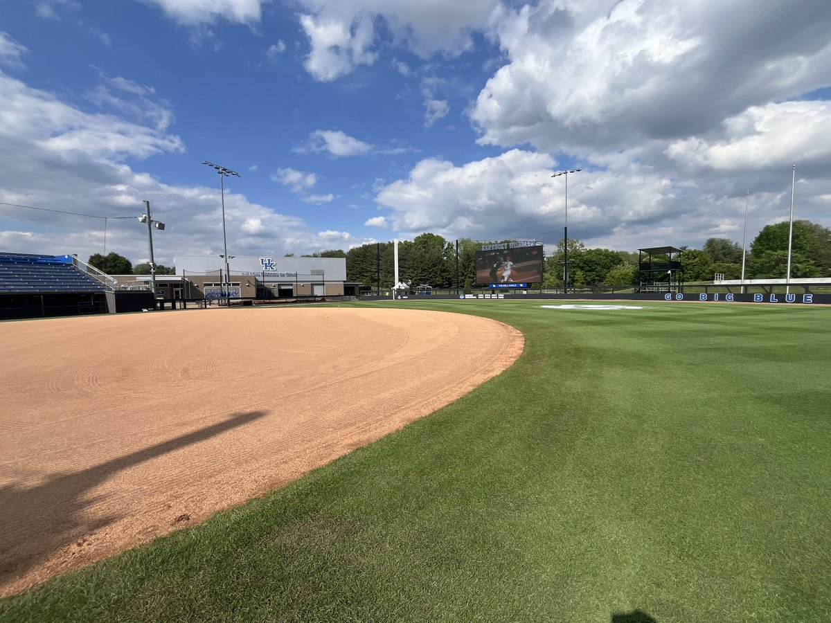 UK Sports Turf tweet media
