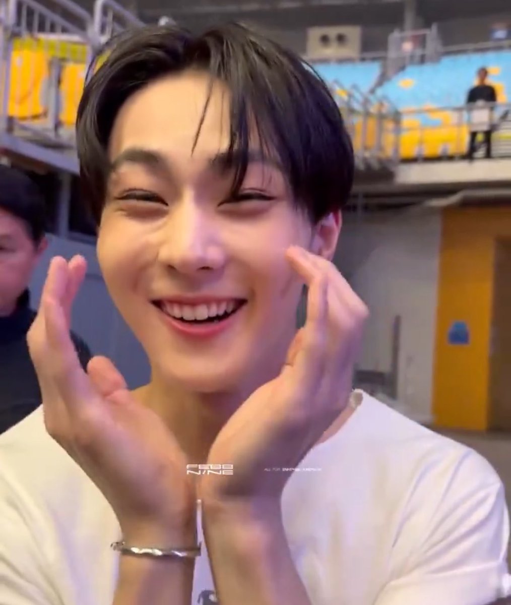 พอปอ เจควอนจงแมส♡🦮🐈 tweet media