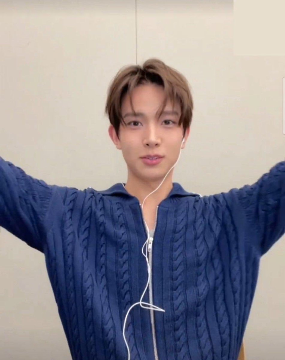 el🧁⋆˚࿔ tweet media