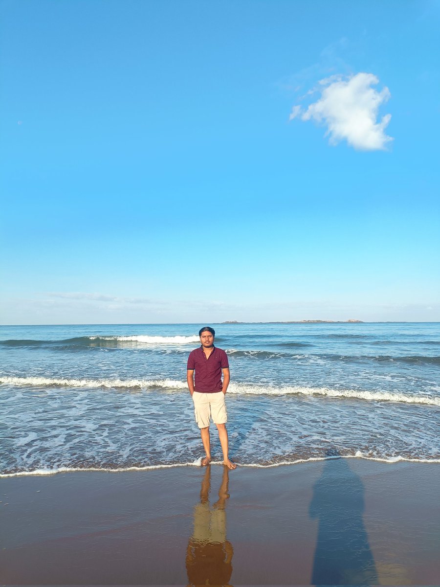 ajit_pawara12's tweet image. Team outing to Tarkarli Beach 🌊
Great moments of fun, games, and bonding with colleagues.
Refreshing break with amazing sea vibes! ✨
#TeamOuting #BeachVibes #Konkan