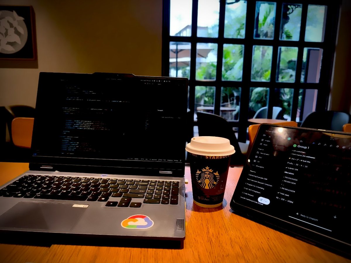 Amisha__Paliwal's tweet image. Turns out all I needed was coffee and a place away from college&amp;lt;3
#work #coffee #tech