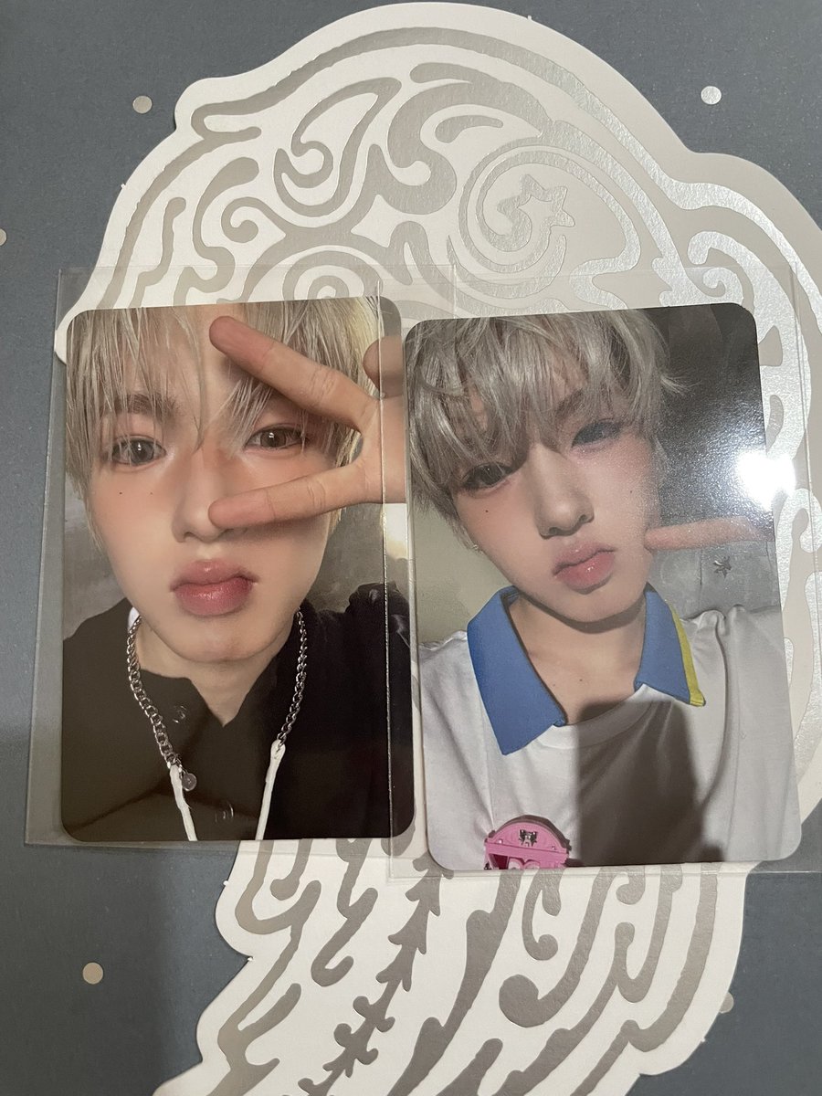 れな tweet media