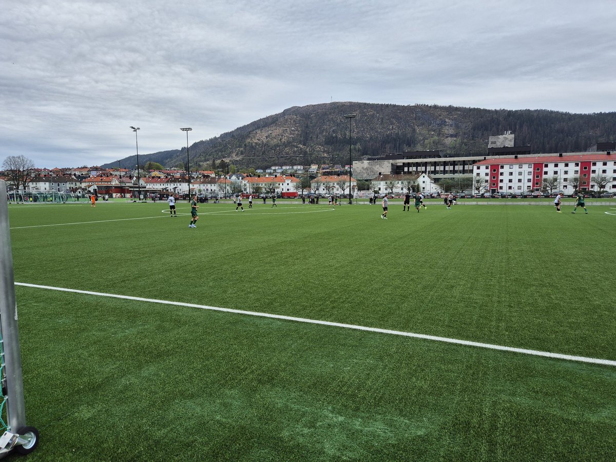Nymark IL - Nest-Sotra FK
Nymarksbanene 
4 divisjon Hordaland avdeling 2
1-5
#groundhopping
