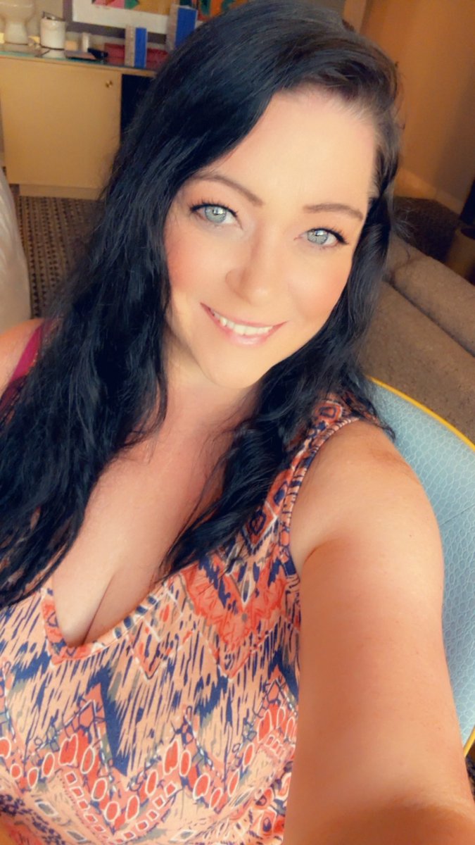 amylou tweet media