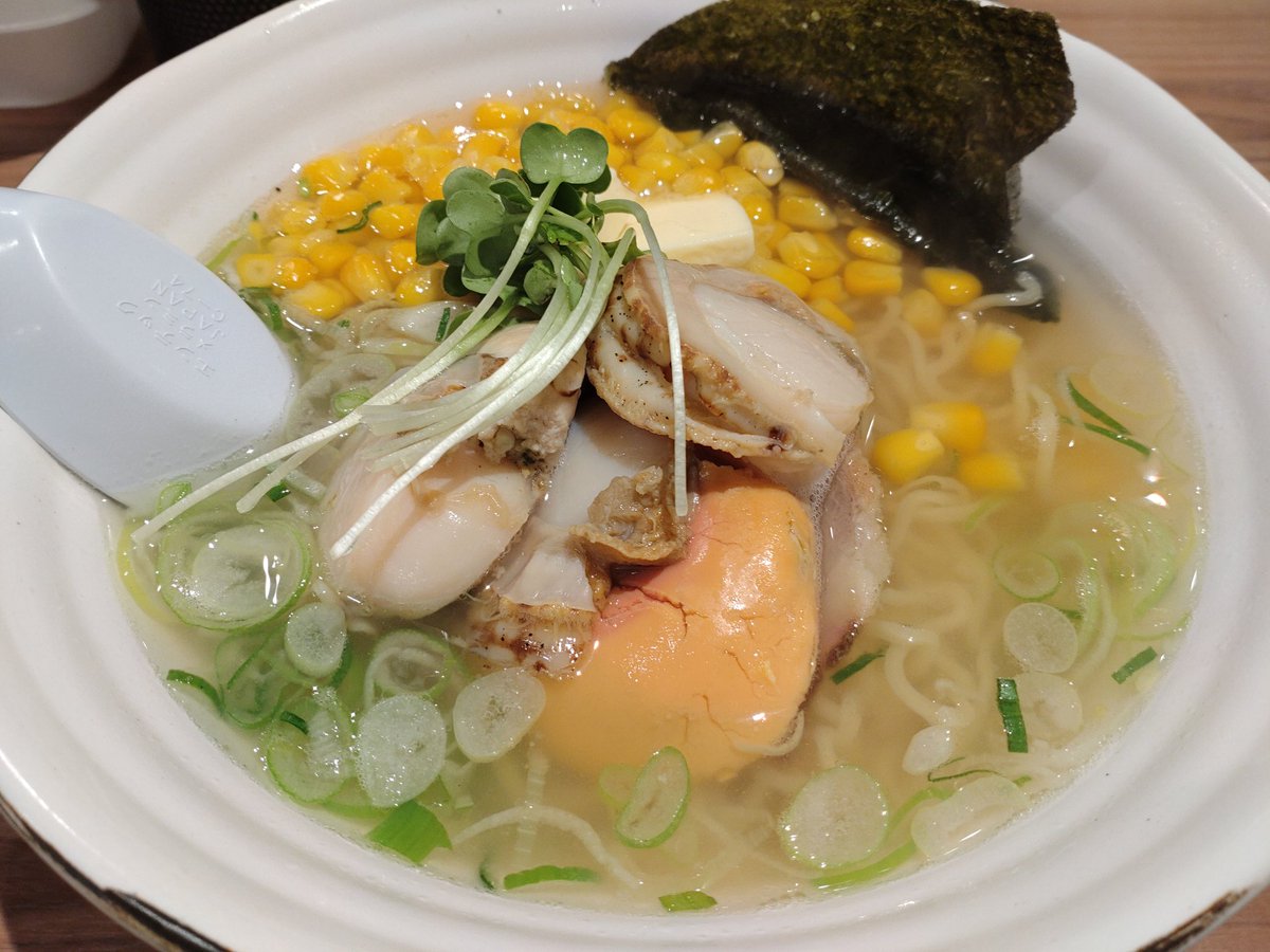 ♪のん tweet media