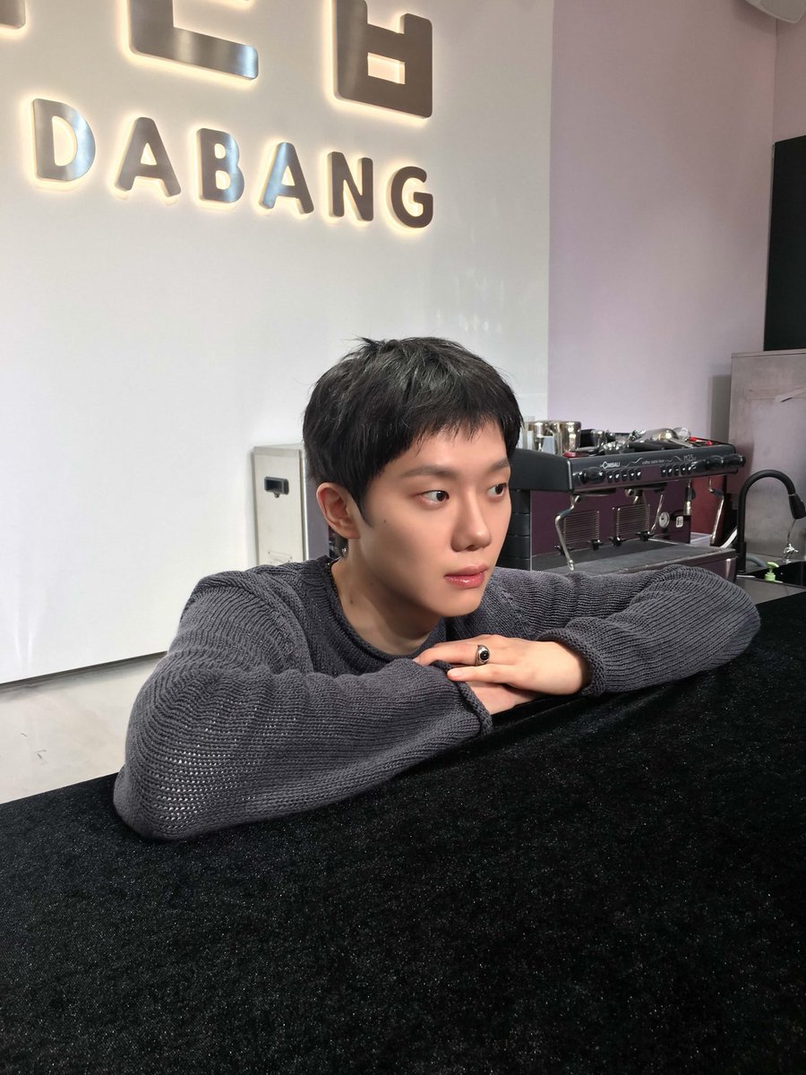 짱 tweet media