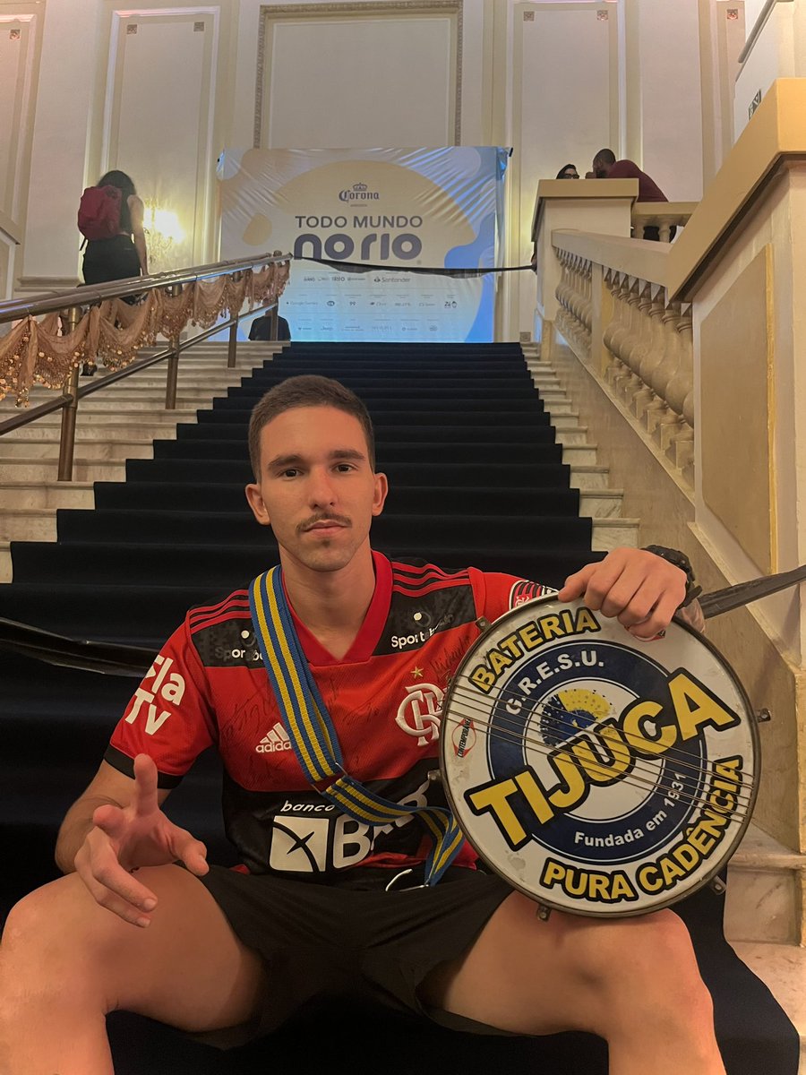 Lucas tweet media