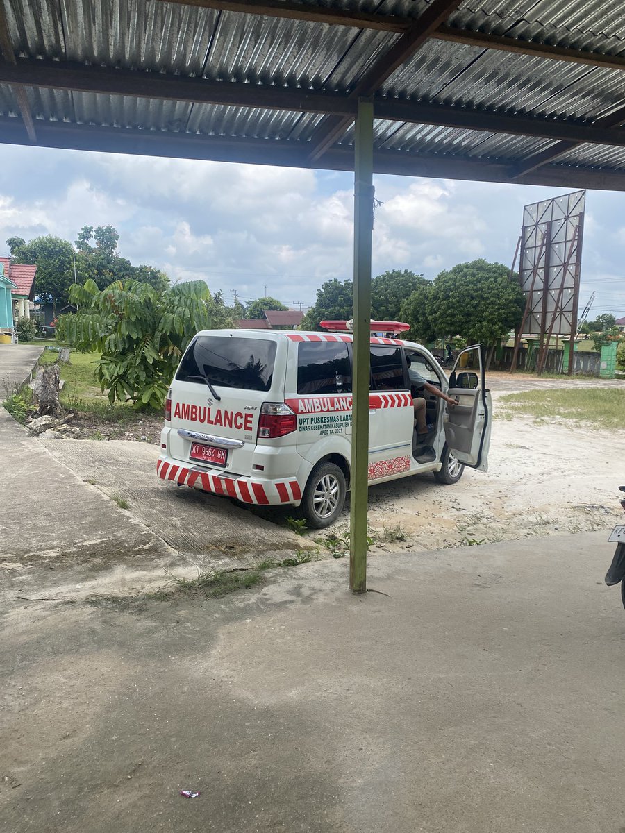 amonktan's tweet photo. Rujukan kelima P2A0 dg anemia berat post HPP 
Sedih banget ibunya cuma berdua sama suami di rantau ninggalkan bayi usia 3 hri ditetangga https://t.co/PlSZM0cAeq