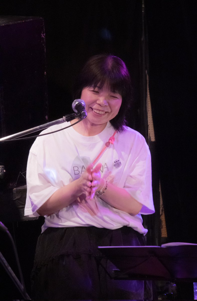 亜希 tweet media