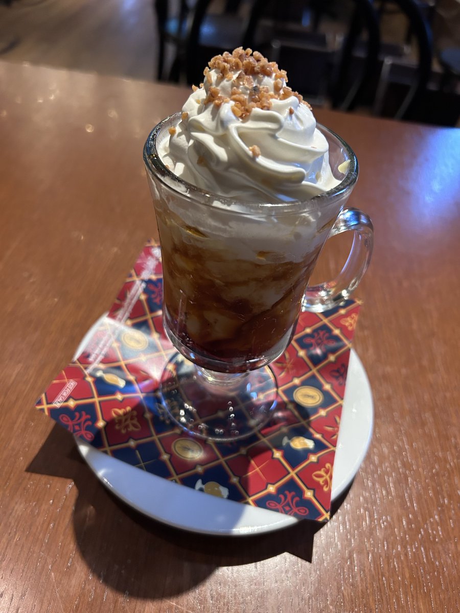 axelea1108's tweet photo. ハリー・ポッター カフェ (2/2) https://t.co/y7fhKKruHS