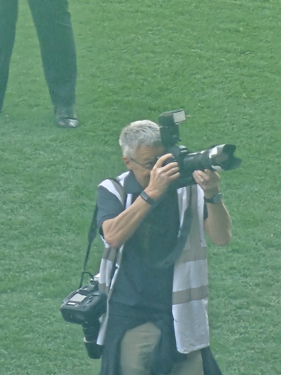 29gazalex's tweet image. Club legend #still snapping Tonksy ❤️ @MillwallFC