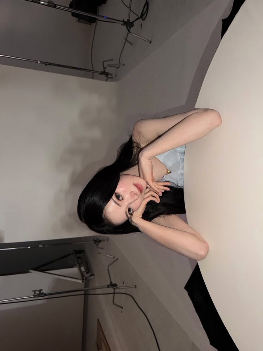러브 tweet media