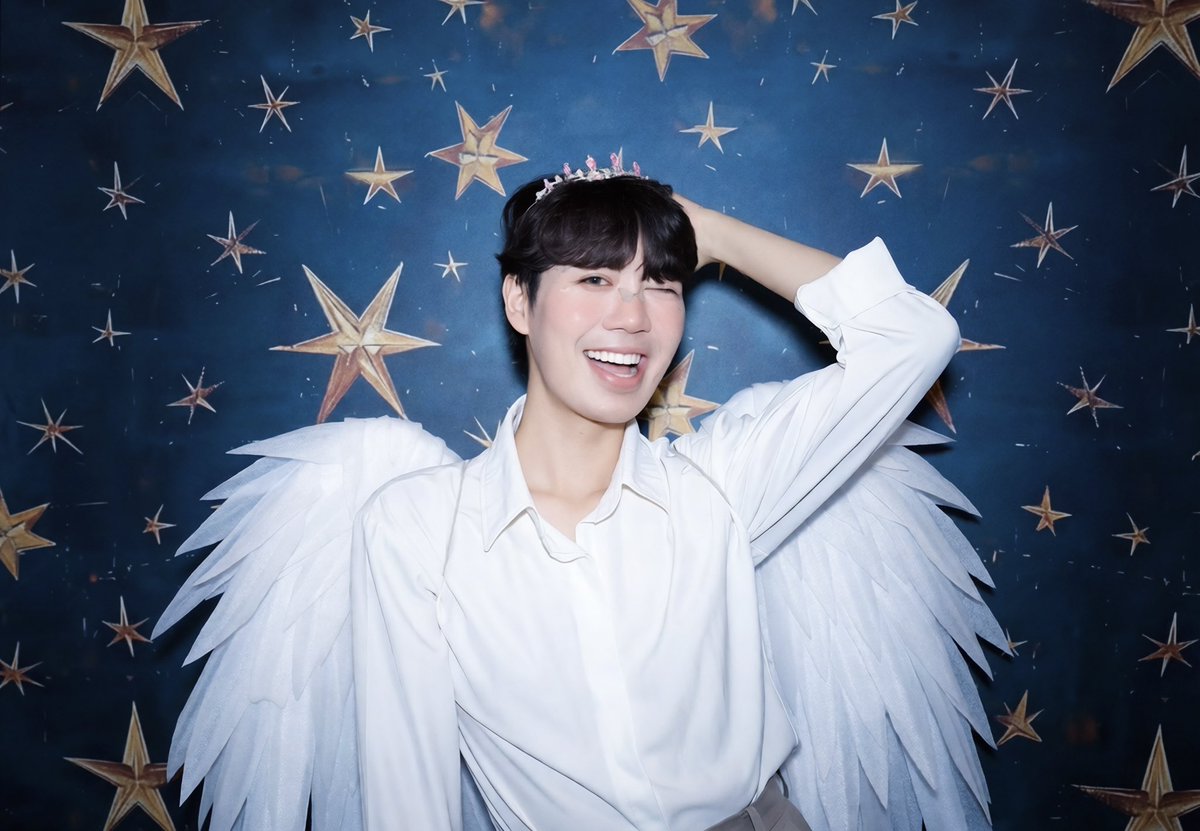NguyenTanLoc170's tweet image. "Cứ nghĩ anh là Mặt Trời, nhưng hóa ra anh là cả một ngân hà vì sao!"😘😘😘
📸Photo: Linh Linh photobooth 🔥
#model #freelancemodel #photobooth #trending