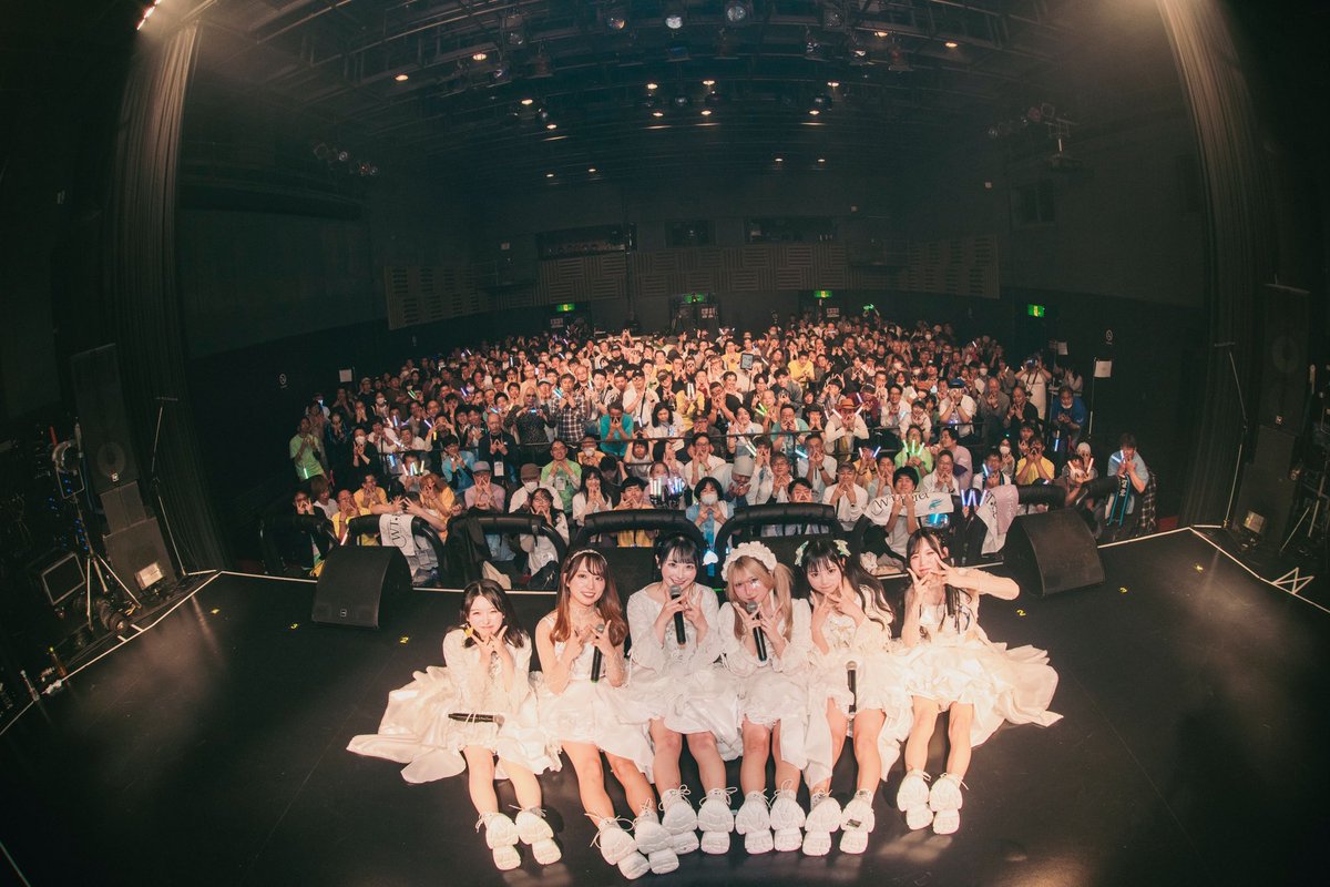 WT_Egret's tweet photo. ✼••┈┈┈┈┈••✼••┈┈┈┈┈••✼

WT☆Egret 10th anniversary tour
White Egret Flower Tour FINAL 

✼••┈┈┈┈┈••✼••┈┈┈┈┈••✼

BIGCAT公演ありがとうございました!無事にツアーも皆さんのおかげで終了いたしました💐

私たちはこれからもあなたと走り続けていきます！

📸:（ @photo____r ）

#WT_Egret #WT_BIGCAT