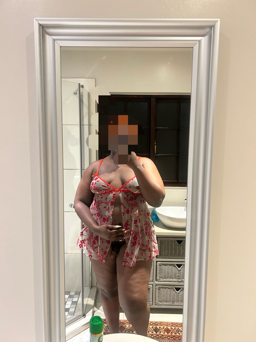 TrinnyMena's tweet photo. hi , dm for ft shows 🍋🌼

#pawg #goddess #mistress #bbw https://t.co/GBmakizHyo