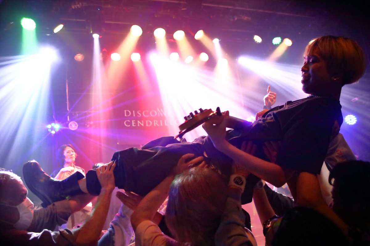 so_eins's tweet photo. HOLIDAY NEXT NAGOYA
2026.04.25
Disconnect Cendrillon 4周年LIVE
-unlimited colors-
MouthPeace 4/7
#MouthPeace
#マウピ
#ファインダー越しの私の世界
#キリトリセカイ
#写真好きな人と繋がりたい
#Live https://t.co/0zuZpyamU6