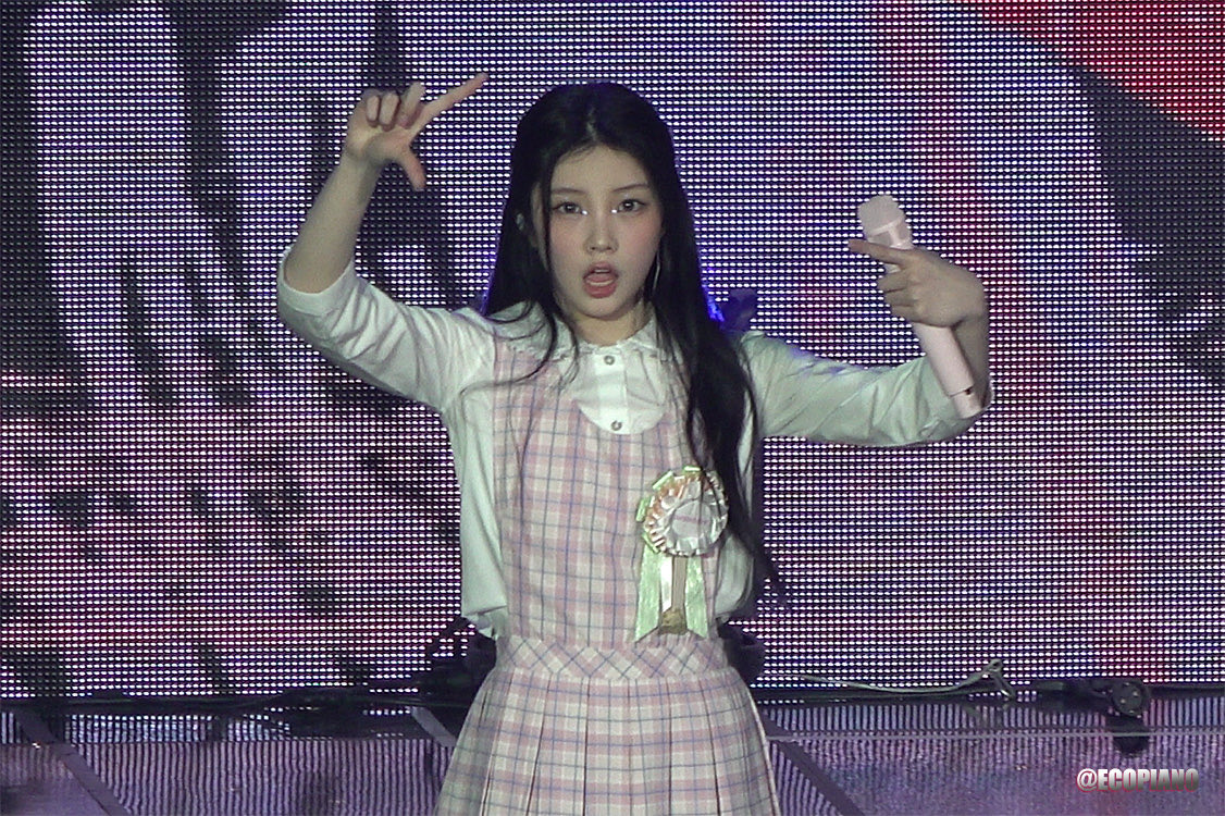 ecopiano's tweet photo. @ILLIT_official 안나오면쳐들어간다😂 https://t.co/UD4z5qcyTK