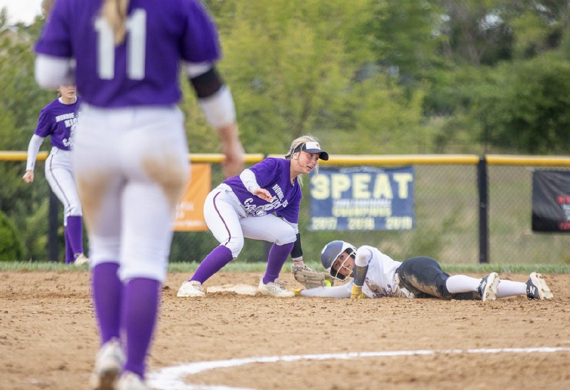 TheReportOhio's tweet photo. 🥎 SOFTBALL GALLERY | Monroe vs. Ross | The Hornets hosted their annual Cancer Awareness Game on Friday, and we’re thankful for Adrian Alvis who provided a gallery for us! @MHSHornetSB @RossRamball 

📸 ▶️ https://t.co/sb0WwRv5iJ https://t.co/SksQEpk5bI