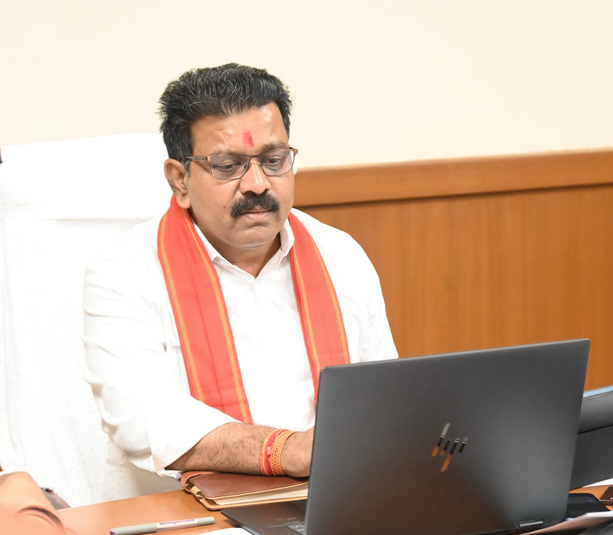 Jansampark CG tweet media